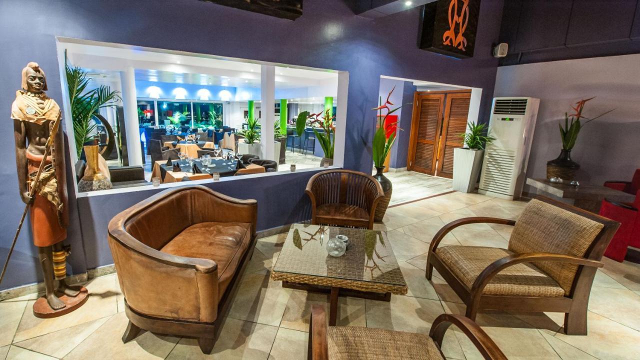 Residence Hoteliere Du Phare リーブルヴィル エクステリア 写真