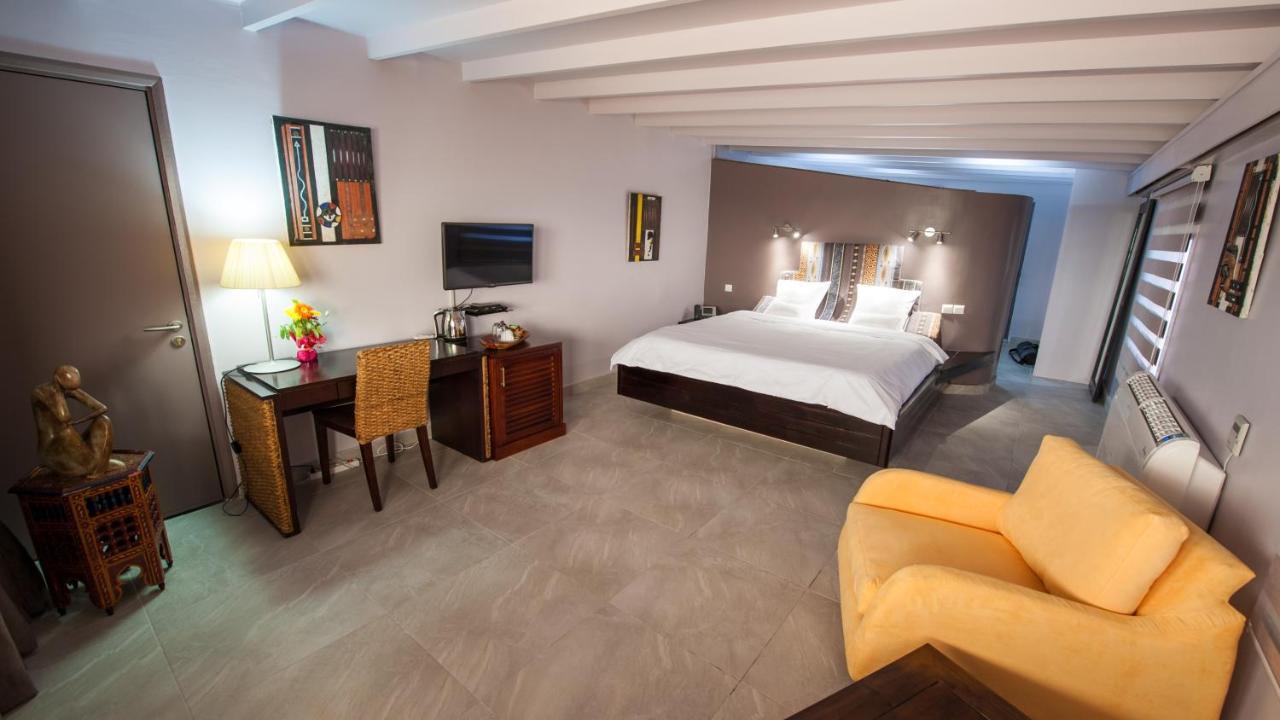 Residence Hoteliere Du Phare リーブルヴィル エクステリア 写真