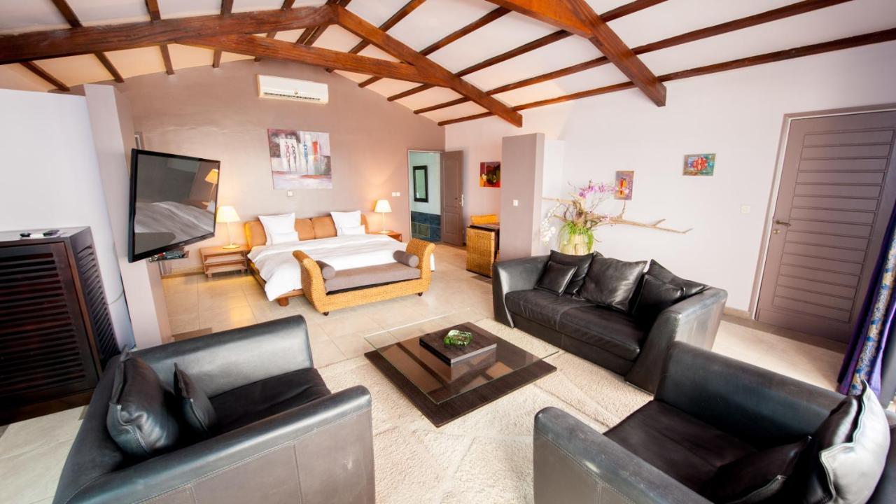 Residence Hoteliere Du Phare リーブルヴィル エクステリア 写真
