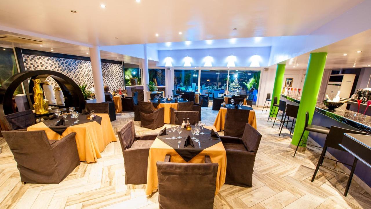 Residence Hoteliere Du Phare リーブルヴィル エクステリア 写真
