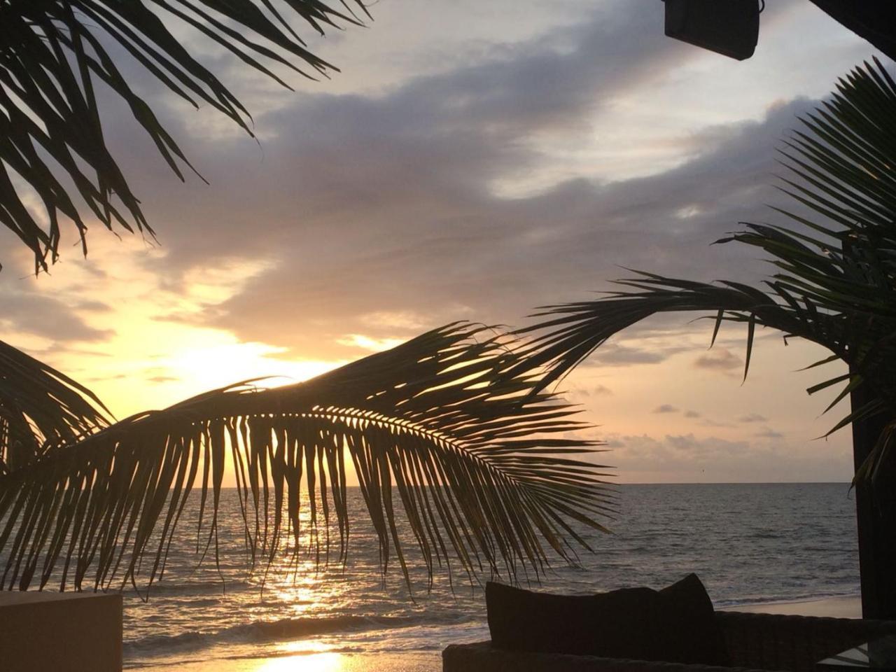 Residence Hoteliere Du Phare リーブルヴィル エクステリア 写真