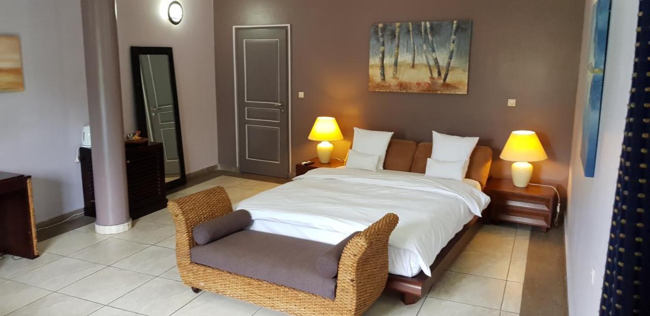 Residence Hoteliere Du Phare リーブルヴィル エクステリア 写真